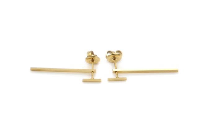 lorraine-gold-dangle-earrings