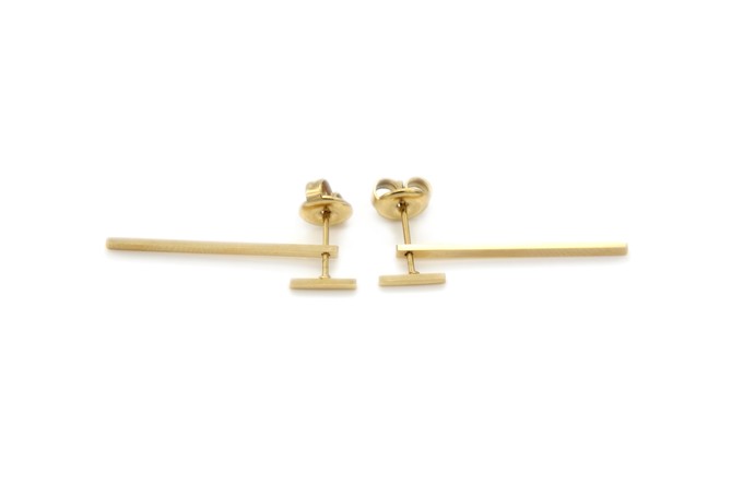 lorraine-gold-dangle-earrings