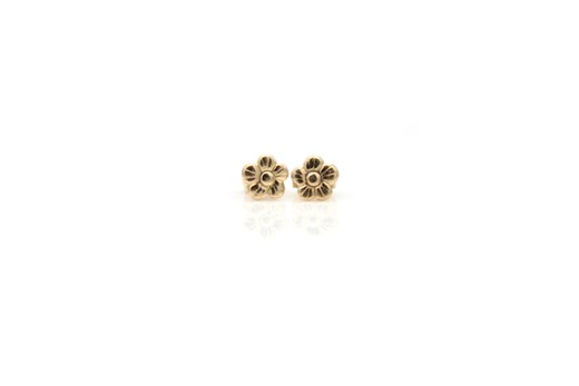 gold-flower-studs